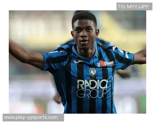 曼联考虑与赞助商DXC续约四年总价达8000万镑的合作方案